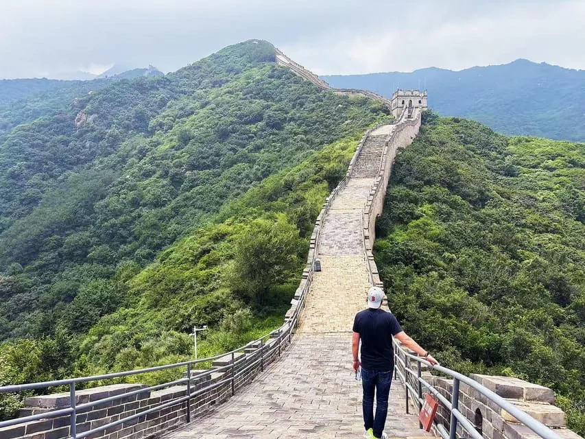 Beijing: Mutianyu/Badaling Great Wall Tour with VIP Pass & Toboggan
